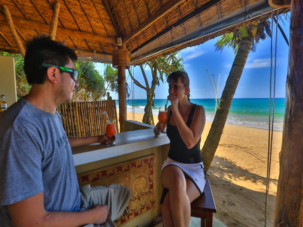 Thejan Beach Cabanas Bentota Eksteriør bilde