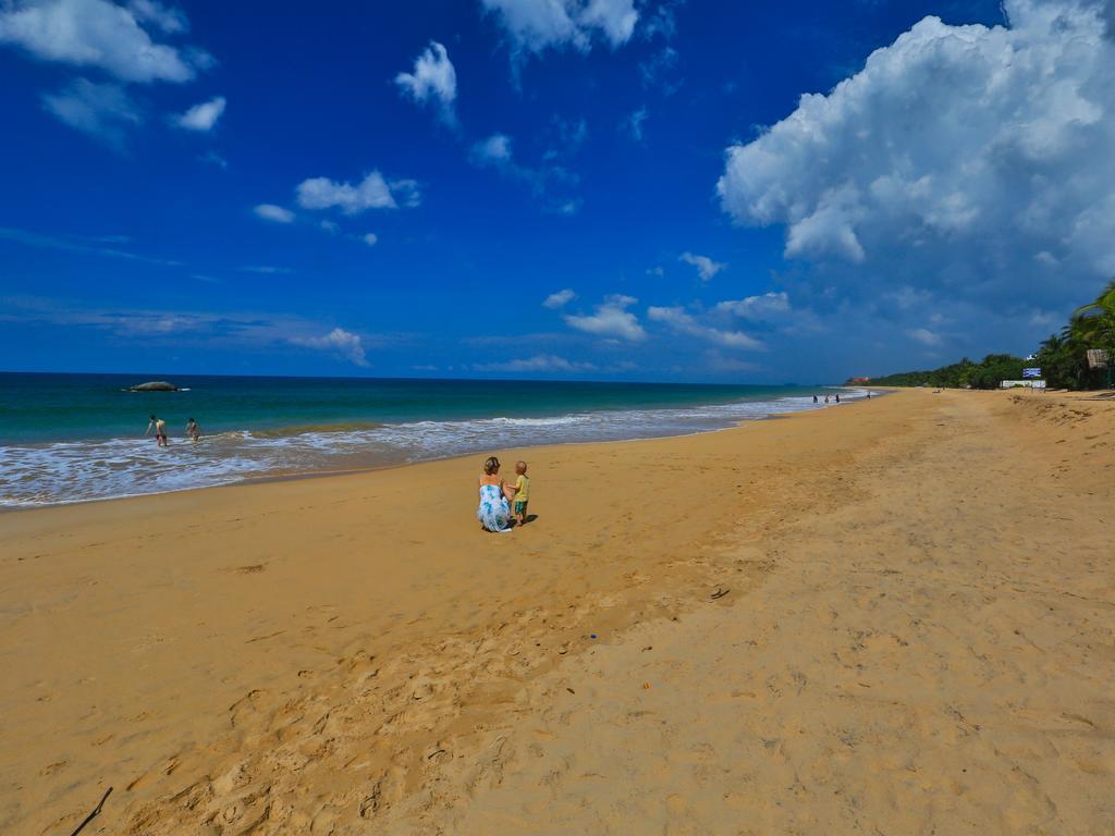 Thejan Beach Cabanas Bentota Eksteriør bilde