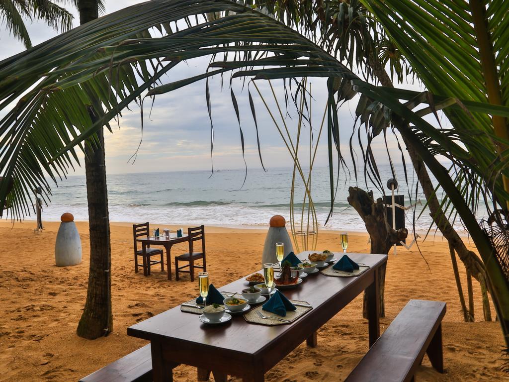 Thejan Beach Cabanas Bentota Eksteriør bilde