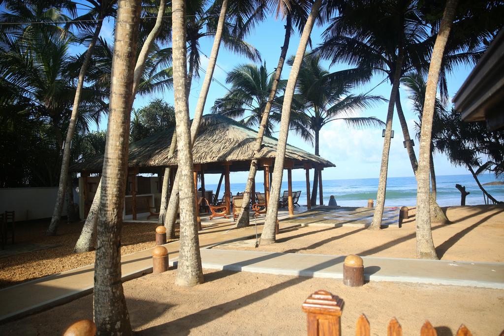 Thejan Beach Cabanas Bentota Eksteriør bilde