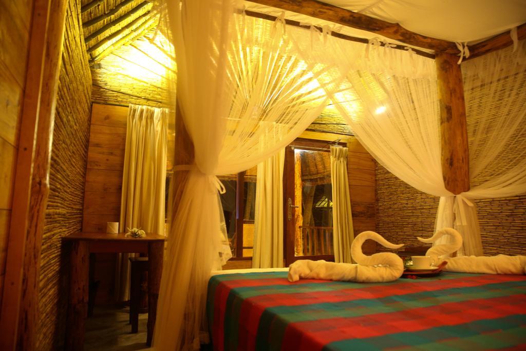 Thejan Beach Cabanas Bentota Eksteriør bilde